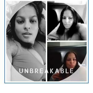 Meet your Posher, Monique